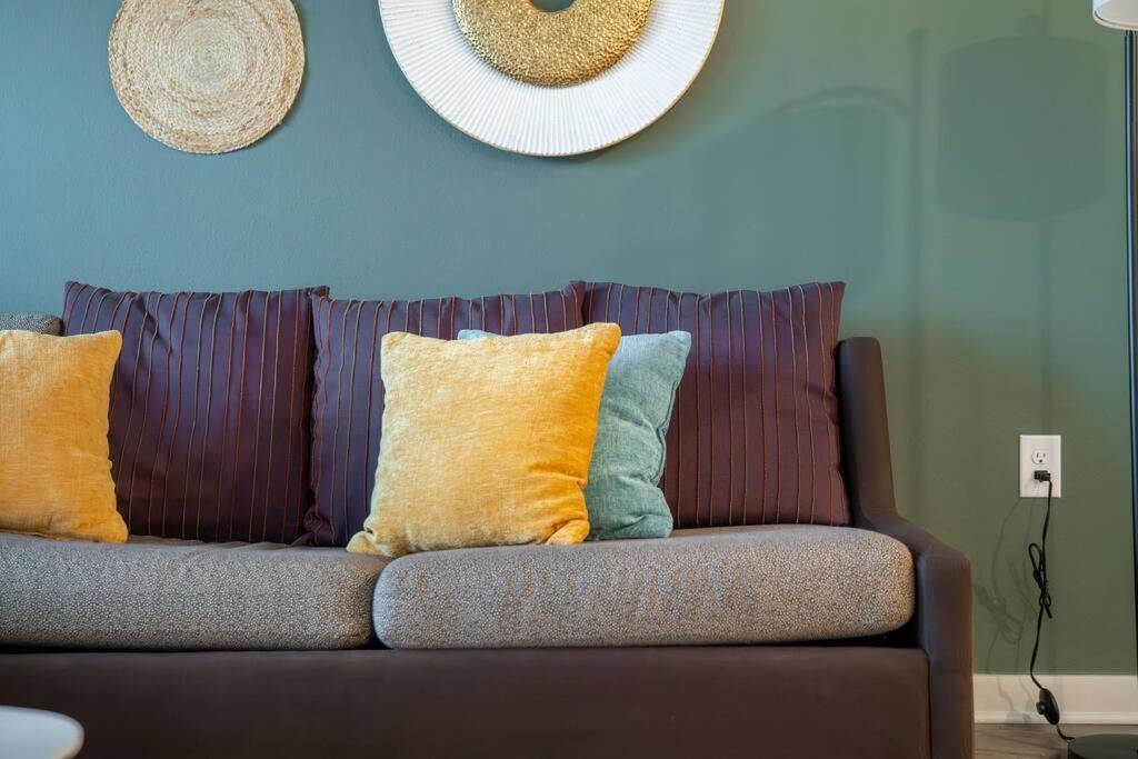Complete Apartment ,10 Min To Parks Pets Allowed, Resort-Style Amenities オーランド エクステリア 写真