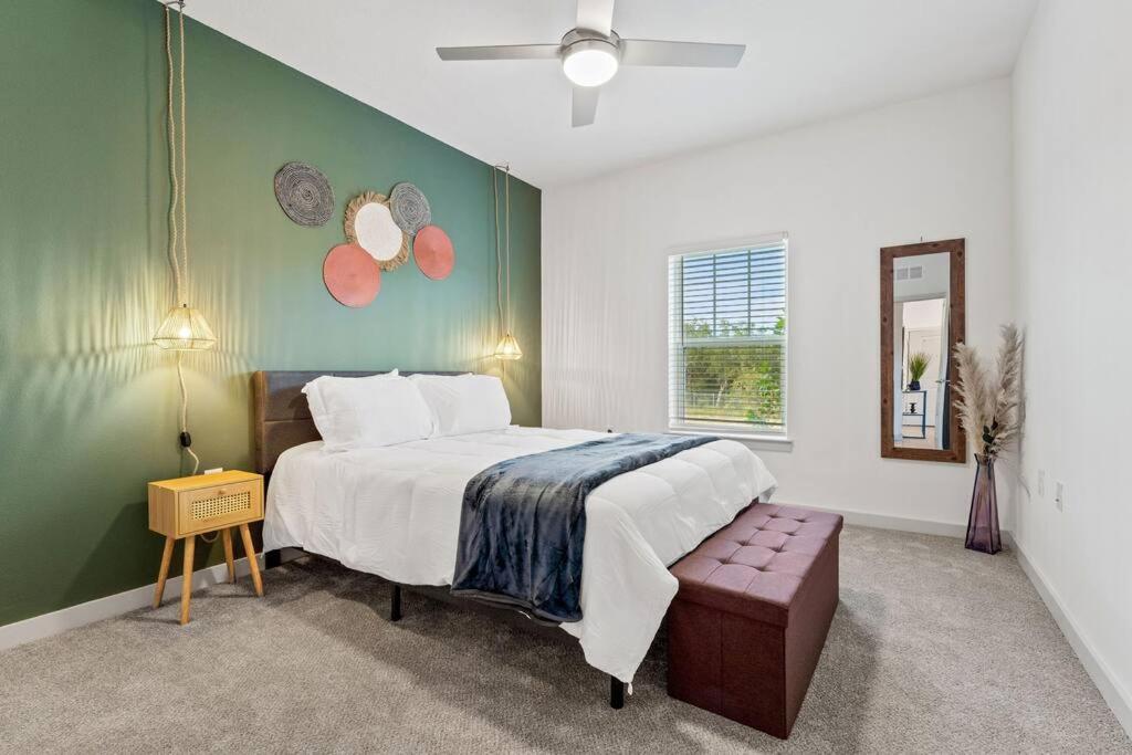 Complete Apartment ,10 Min To Parks Pets Allowed, Resort-Style Amenities オーランド エクステリア 写真