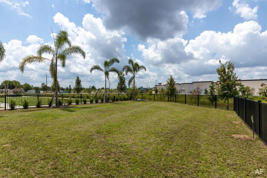 Complete Apartment ,10 Min To Parks Pets Allowed, Resort-Style Amenities オーランド エクステリア 写真