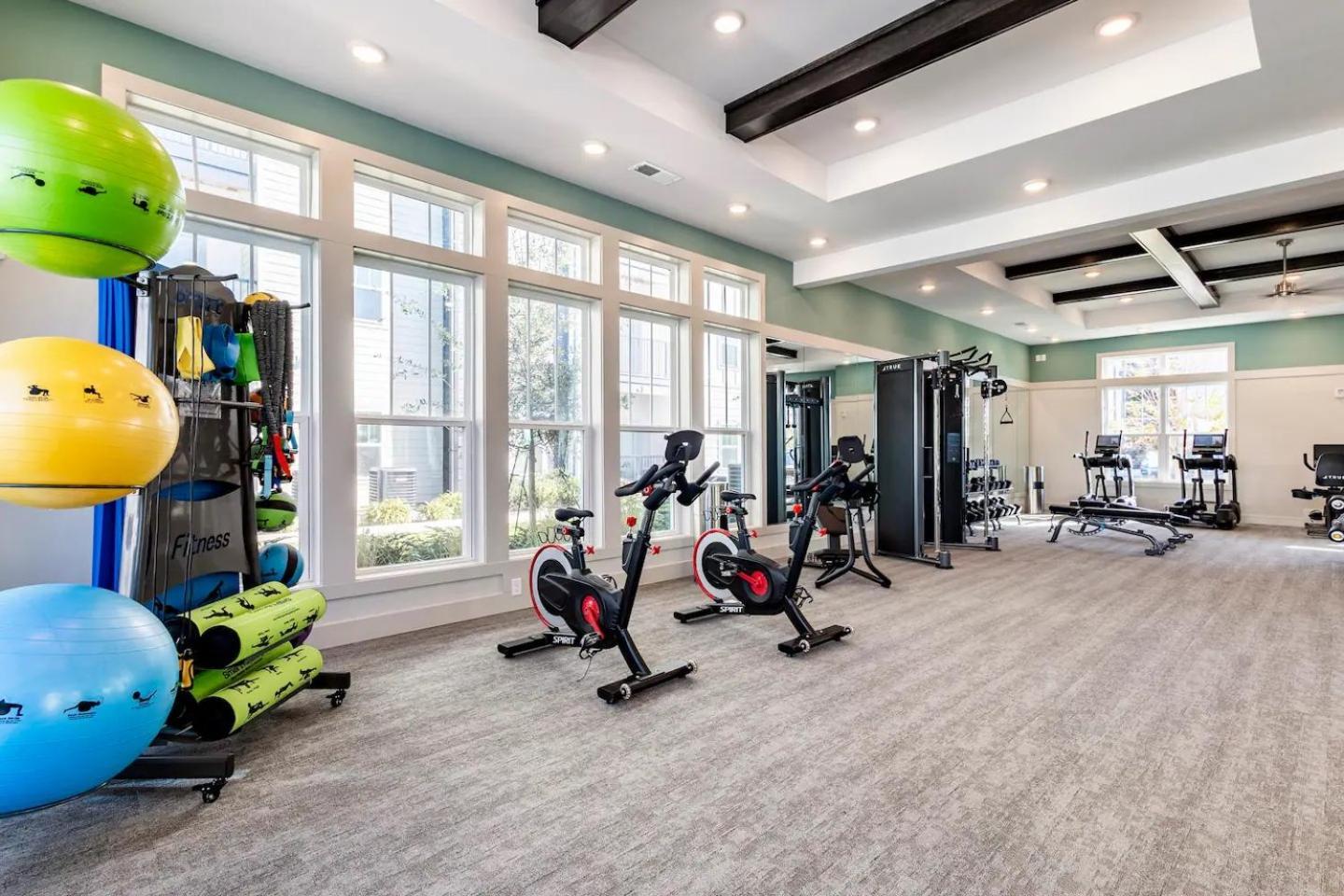Complete Apartment ,10 Min To Parks Pets Allowed, Resort-Style Amenities オーランド エクステリア 写真