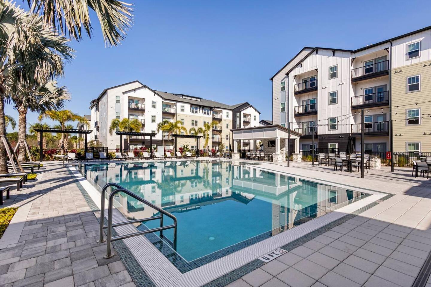 Complete Apartment ,10 Min To Parks Pets Allowed, Resort-Style Amenities オーランド エクステリア 写真